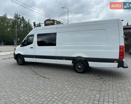 Белый Мерседес Sprinter, объемом двигателя 2.14 л и пробегом 560 тыс. км за 36500 $, фото 2 на Automoto.ua
