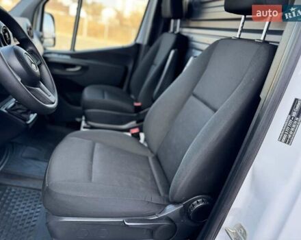Белый Мерседес Sprinter, объемом двигателя 2.14 л и пробегом 261 тыс. км за 24900 $, фото 24 на Automoto.ua