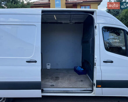 Белый Мерседес Sprinter, объемом двигателя 2.2 л и пробегом 360 тыс. км за 22900 $, фото 12 на Automoto.ua