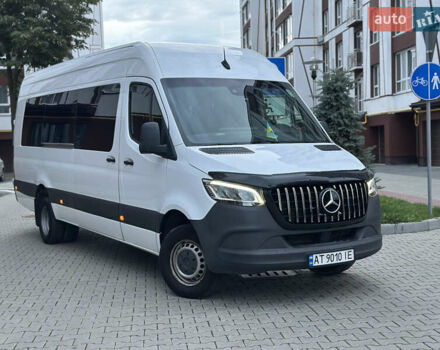 Белый Мерседес Sprinter, объемом двигателя 2.99 л и пробегом 250 тыс. км за 65000 $, фото 1 на Automoto.ua