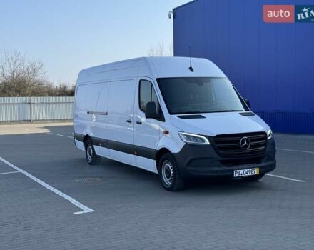 Белый Мерседес Sprinter, объемом двигателя 2.14 л и пробегом 261 тыс. км за 24900 $, фото 1 на Automoto.ua