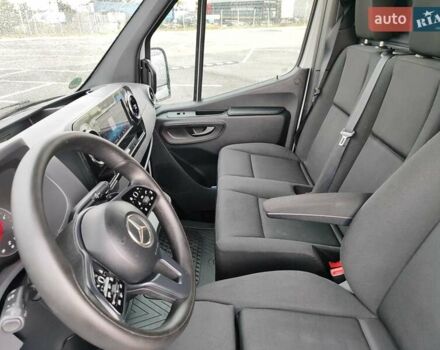 Белый Мерседес Sprinter, объемом двигателя 2.2 л и пробегом 233 тыс. км за 26999 $, фото 36 на Automoto.ua