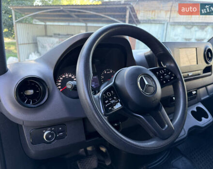 Белый Мерседес Sprinter, объемом двигателя 2.2 л и пробегом 270 тыс. км за 34900 $, фото 13 на Automoto.ua