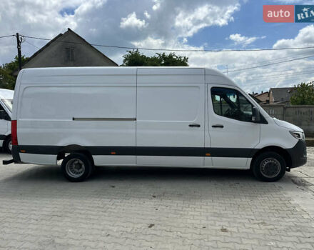Белый Мерседес Sprinter, объемом двигателя 3 л и пробегом 330 тыс. км за 47589 $, фото 7 на Automoto.ua