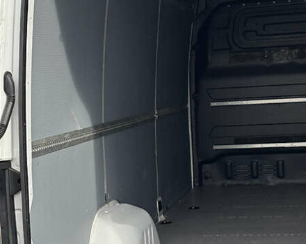 Белый Мерседес Sprinter, объемом двигателя 0 л и пробегом 190 тыс. км за 27136 $, фото 12 на Automoto.ua