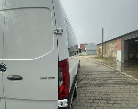 Мерседес Sprinter 2019 в Черновцах на Automoto.ua Белый Мерседес Sprinter, объемом двигателя 3 л и пробегом 380 тыс. км за 42779 $, фото 4 на Automoto.ua