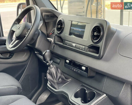 Белый Мерседес Sprinter, объемом двигателя 2.2 л и пробегом 45 тыс. км за 27800 $, фото 17 на Automoto.ua