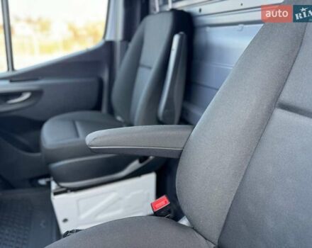 Белый Мерседес Sprinter, объемом двигателя 2.14 л и пробегом 261 тыс. км за 24900 $, фото 26 на Automoto.ua