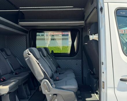 Білий Мерседес Sprinter, об'ємом двигуна 2.1 л та пробігом 420 тис. км за 40459 $, фото 3 на Automoto.ua
