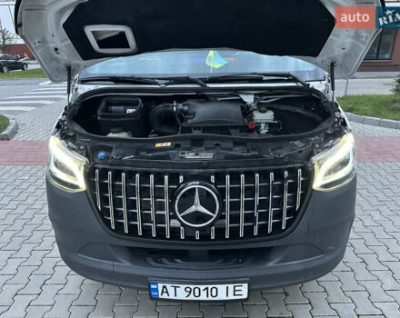 Белый Мерседес Sprinter, объемом двигателя 2.99 л и пробегом 250 тыс. км за 65000 $, фото 25 на Automoto.ua