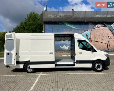 Белый Мерседес Sprinter, объемом двигателя 2.2 л и пробегом 155 тыс. км за 26500 $, фото 26 на Automoto.ua