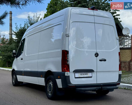 Белый Мерседес Sprinter, объемом двигателя 2.2 л и пробегом 360 тыс. км за 22900 $, фото 9 на Automoto.ua