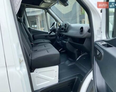 Белый Мерседес Sprinter, объемом двигателя 2.2 л и пробегом 156 тыс. км за 23850 $, фото 39 на Automoto.ua