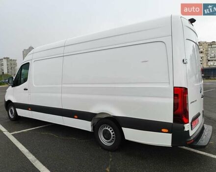 Белый Мерседес Sprinter, объемом двигателя 2.2 л и пробегом 233 тыс. км за 26999 $, фото 19 на Automoto.ua