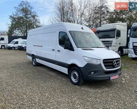 Белый Мерседес Sprinter, объемом двигателя 2.2 л и пробегом 256 тыс. км за 24500 $, фото 24 на Automoto.ua