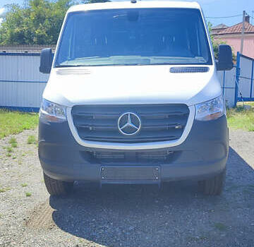Белый Мерседес Sprinter, объемом двигателя 3 л и пробегом 185 тыс. км за 23500 $, фото 1 на Automoto.ua