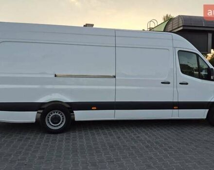 Белый Мерседес Sprinter, объемом двигателя 0 л и пробегом 236 тыс. км за 23555 $, фото 13 на Automoto.ua