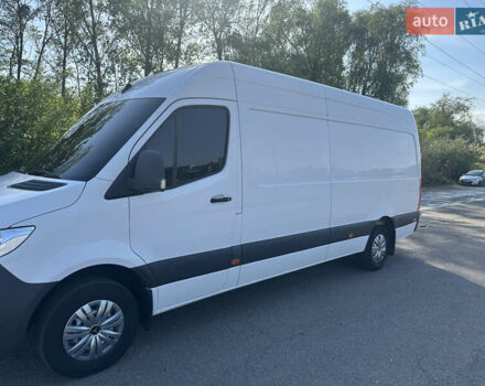 Белый Мерседес Sprinter, объемом двигателя 2.14 л и пробегом 306 тыс. км за 28000 $, фото 31 на Automoto.ua