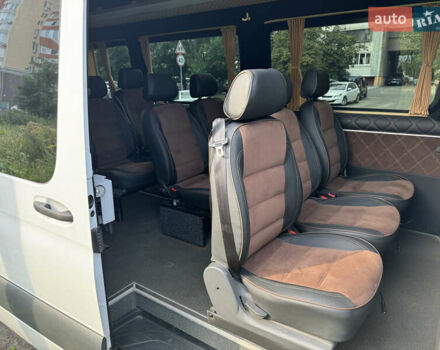 Белый Мерседес Sprinter, объемом двигателя 2.14 л и пробегом 326 тыс. км за 46000 $, фото 7 на Automoto.ua