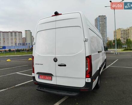 Белый Мерседес Sprinter, объемом двигателя 2.2 л и пробегом 233 тыс. км за 26999 $, фото 16 на Automoto.ua