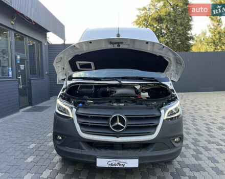 Белый Мерседес Sprinter, объемом двигателя 2.99 л и пробегом 190 тыс. км за 48814 $, фото 25 на Automoto.ua