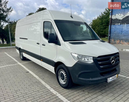 Белый Мерседес Sprinter, объемом двигателя 2.2 л и пробегом 155 тыс. км за 26500 $, фото 1 на Automoto.ua