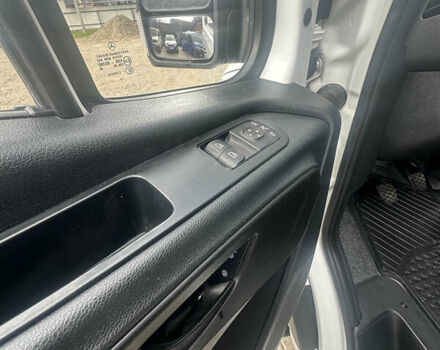 Мерседес Sprinter 2019 в Черновцах на Automoto.ua Белый Мерседес Sprinter, объемом двигателя 3 л и пробегом 380 тыс. км за 42779 $, фото 7 на Automoto.ua