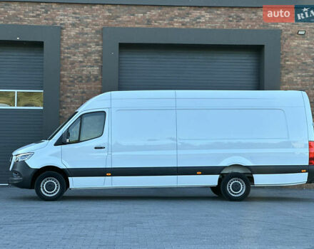 Білий Мерседес Sprinter, об'ємом двигуна 2.99 л та пробігом 190 тис. км за 51216 $, фото 5 на Automoto.ua