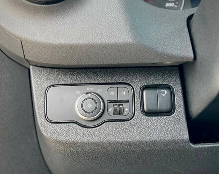 Мерседес Sprinter 2019 в Киеве на Automoto.ua Белый Мерседес Sprinter, объемом двигателя 2.2 л и пробегом 239 тыс. км за 32900 $, фото 46 на Automoto.ua