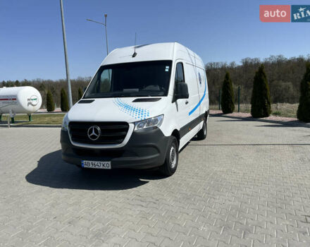Белый Мерседес Sprinter, объемом двигателя 2.14 л и пробегом 280 тыс. км за 24800 $, фото 4 на Automoto.ua