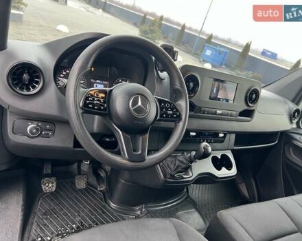 Белый Мерседес Sprinter, объемом двигателя 2.1 л и пробегом 220 тыс. км за 28402 $, фото 23 на Automoto.ua