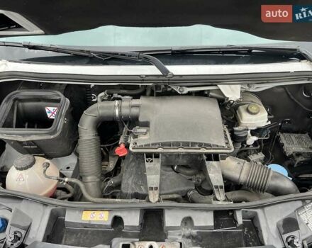 Белый Мерседес Sprinter, объемом двигателя 2.1 л и пробегом 220 тыс. км за 28402 $, фото 39 на Automoto.ua