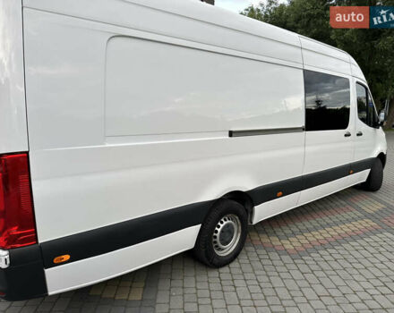 Белый Мерседес Sprinter, объемом двигателя 2.1 л и пробегом 336 тыс. км за 26999 $, фото 3 на Automoto.ua