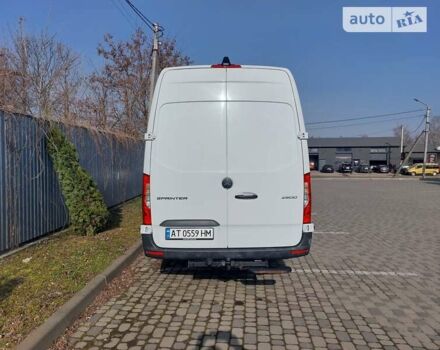 Белый Мерседес Sprinter, объемом двигателя 3 л и пробегом 185 тыс. км за 38900 $, фото 5 на Automoto.ua