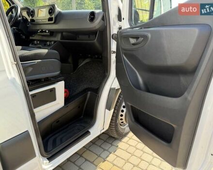 Белый Мерседес Sprinter, объемом двигателя 0 л и пробегом 186 тыс. км за 32500 $, фото 33 на Automoto.ua