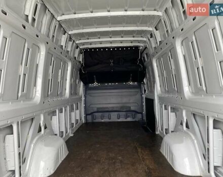 Белый Мерседес Sprinter, объемом двигателя 2.2 л и пробегом 156 тыс. км за 23850 $, фото 34 на Automoto.ua