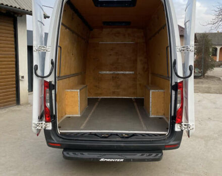 Белый Мерседес Sprinter, объемом двигателя 2.2 л и пробегом 500 тыс. км за 27200 $, фото 5 на Automoto.ua