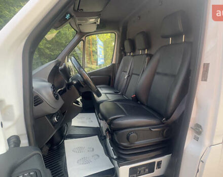 Белый Мерседес Sprinter, объемом двигателя 2.14 л и пробегом 280 тыс. км за 30027 $, фото 45 на Automoto.ua