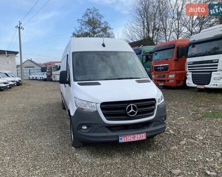 Белый Мерседес Sprinter, объемом двигателя 2.2 л и пробегом 256 тыс. км за 24500 $, фото 2 на Automoto.ua