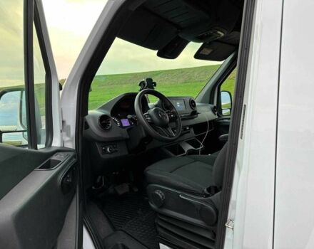 Белый Мерседес Sprinter, объемом двигателя 2.2 л и пробегом 340 тыс. км за 36110 $, фото 8 на Automoto.ua
