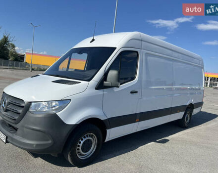 Белый Мерседес Sprinter, объемом двигателя 2.14 л и пробегом 260 тыс. км за 28000 $, фото 1 на Automoto.ua