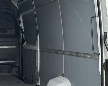 Белый Мерседес Sprinter, объемом двигателя 0 л и пробегом 190 тыс. км за 27136 $, фото 13 на Automoto.ua