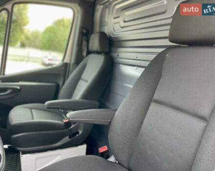 Белый Мерседес Sprinter, объемом двигателя 2.2 л и пробегом 257 тыс. км за 26000 $, фото 33 на Automoto.ua