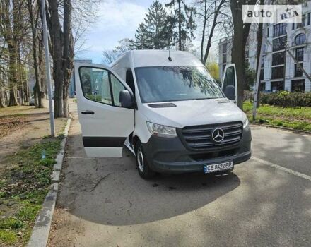 Белый Мерседес Sprinter, объемом двигателя 2.2 л и пробегом 215 тыс. км за 32000 $, фото 2 на Automoto.ua