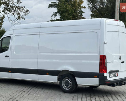 Белый Мерседес Sprinter, объемом двигателя 0 л и пробегом 190 тыс. км за 27136 $, фото 2 на Automoto.ua
