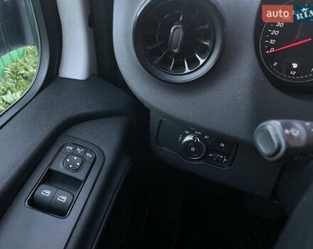 Белый Мерседес Sprinter, объемом двигателя 2.14 л и пробегом 280 тыс. км за 24800 $, фото 11 на Automoto.ua