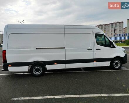 Белый Мерседес Sprinter, объемом двигателя 2.2 л и пробегом 233 тыс. км за 26999 $, фото 15 на Automoto.ua