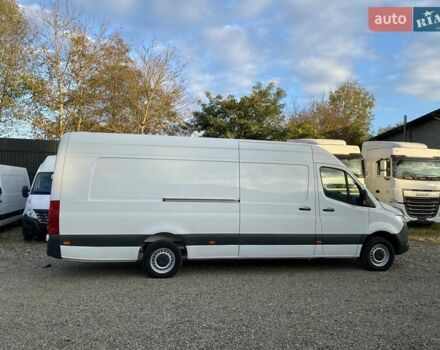Белый Мерседес Sprinter, объемом двигателя 2.2 л и пробегом 165 тыс. км за 23350 $, фото 18 на Automoto.ua
