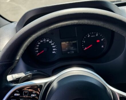 Білий Мерседес Sprinter, об'ємом двигуна 2.1 л та пробігом 420 тис. км за 40459 $, фото 4 на Automoto.ua