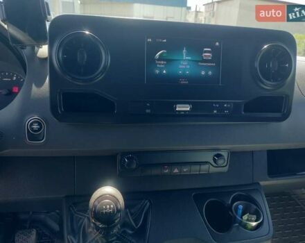 Белый Мерседес Sprinter, объемом двигателя 2.44 л и пробегом 132 тыс. км за 27000 $, фото 8 на Automoto.ua